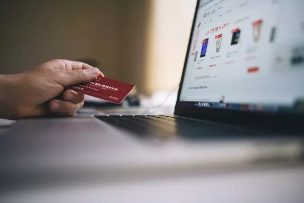 Vendere online senza magazzino: 4 modi che funzionano